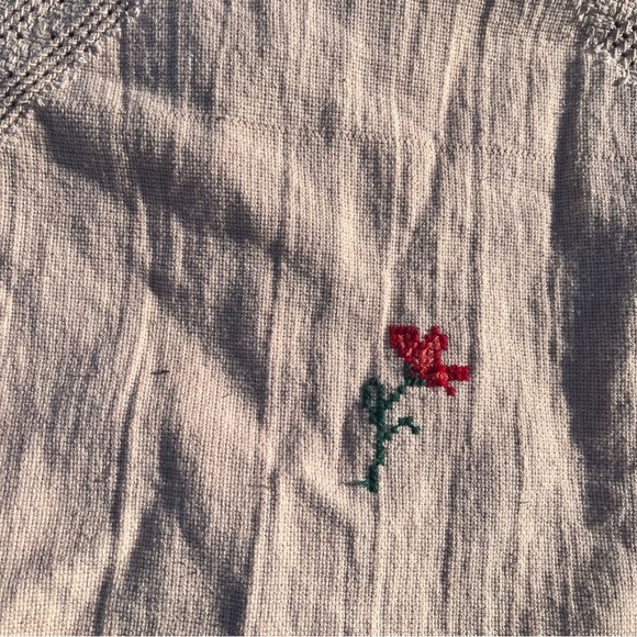 Vtg Beige Handmade Cross Stich Blue Yellow Red Flowers Linen Table Cloth 54x94” - Picture 7 of 12